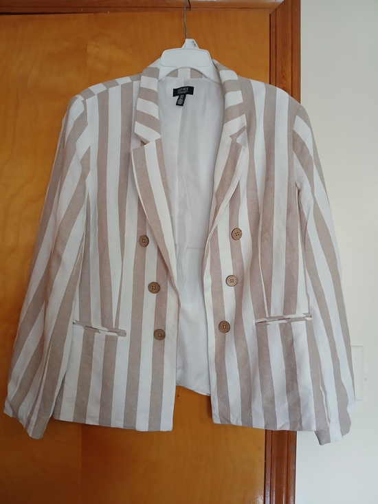 Jones New York Jackets & Blazers - Jones New York Striped Double-Breasted Blazer - White & Light Brown